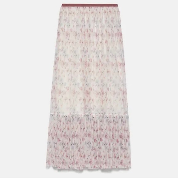 Zara Ivory (with floral ditsy print) pleated maxi skirt - Picture 2 of 6
